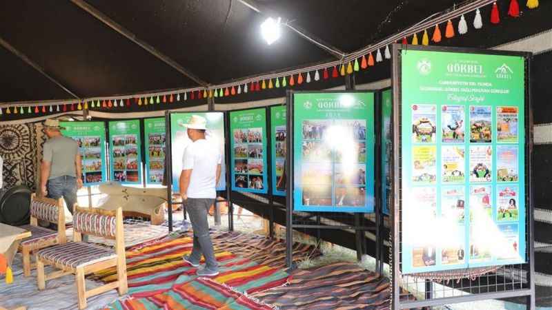 Yörük çadırı ziyaretçi akınına uğradı