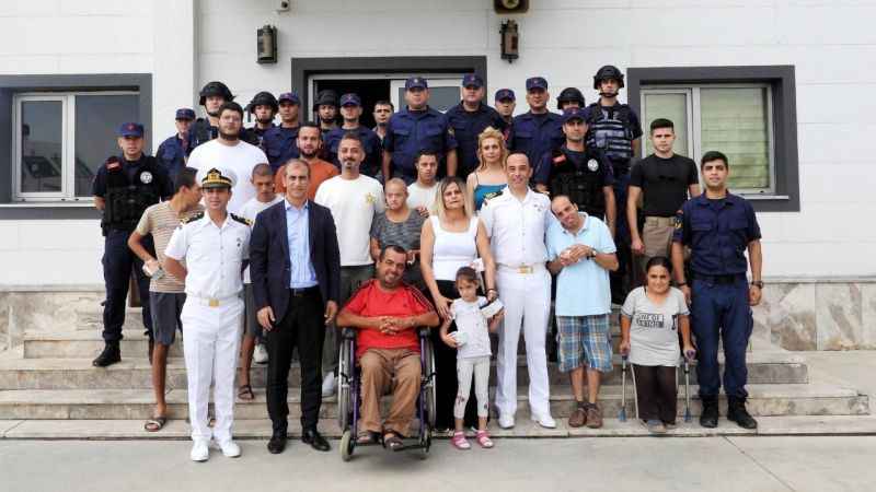 Depremzedeler kahramanlarıyla buluştu