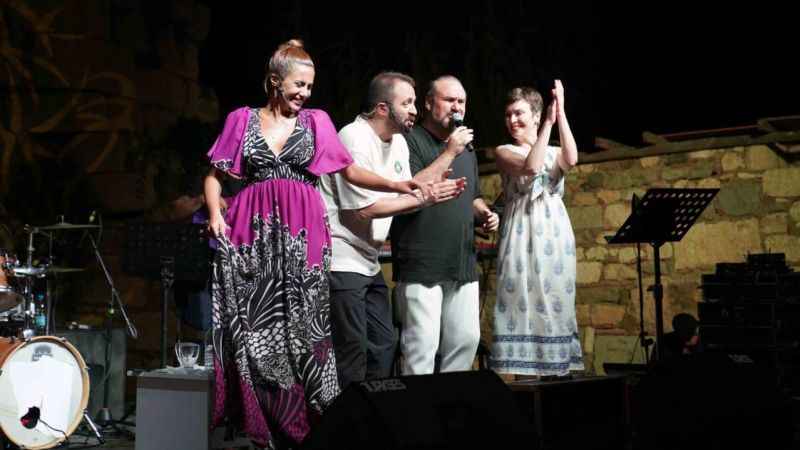 Kaleiçi Hakan Aysev’le coştu