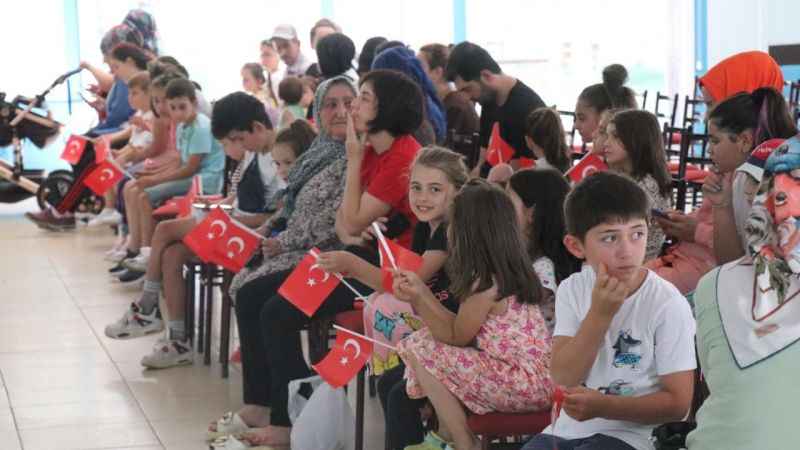 700 yıllık oyun yüzleri güldürdü