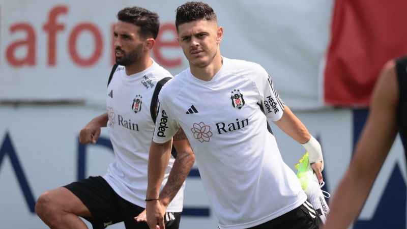 Beşiktaş'ta Milot Rashica ilk idmanına çıktı
