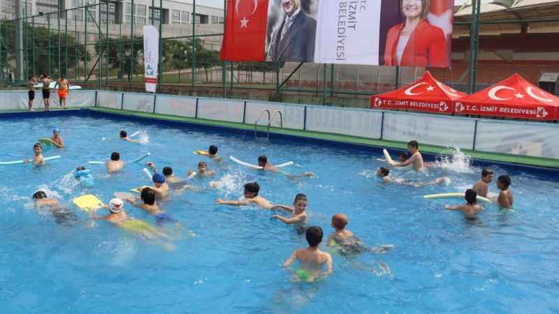 Denize gidemeyen çocuklar için portatif havuz