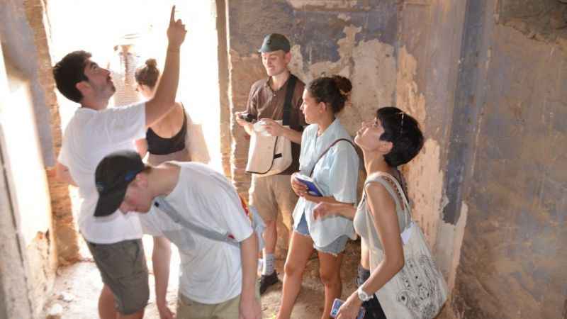 Londra’dan gelen öğrenciler Koçarlı tarihini inceledi