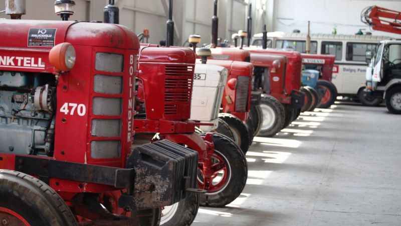 Antika traktör koleksiyonu yaptı, hedefi müze kurmak