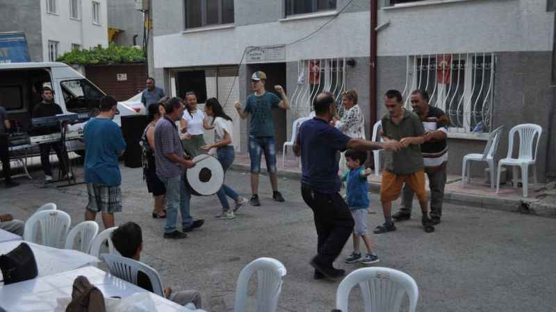 Askerlik çağına gelen engelliler için eğlence 