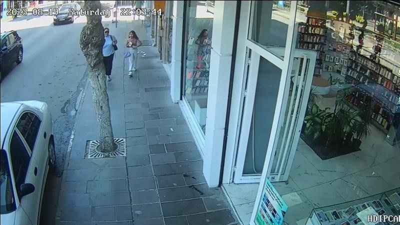 Kaldırıma saçılan paraların gizemi çözüldü