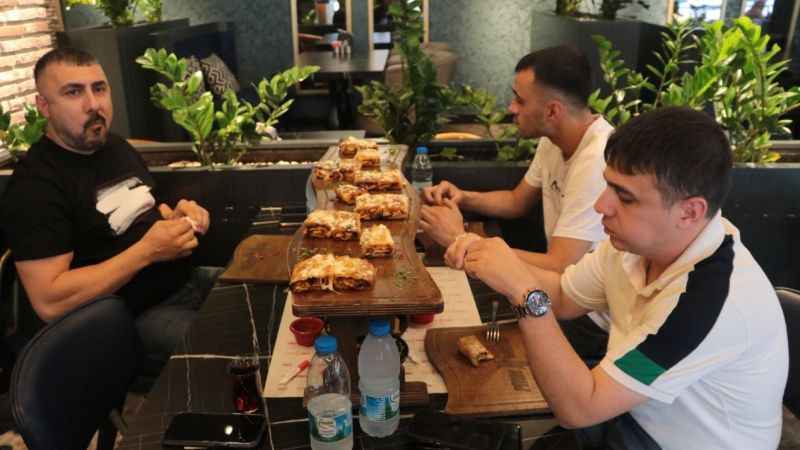 Adana sıcağında artan tavuk zehirlenmelerine dikkat!