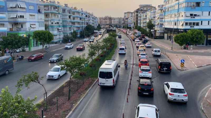  Antalya'da taşıt sayısı 1 milyon 399 bin 627 oldu