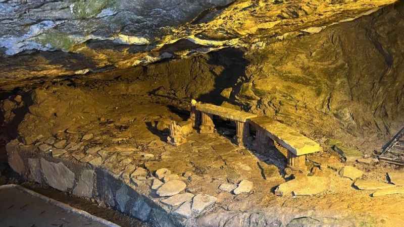 Yaz aylarının serinleten mağarası şifa dağıtıyor