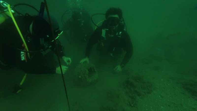 Deniz polisi Yalova açıklarında batık gemi buldu