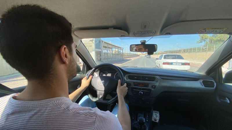 Uzmanlardan yol hipnozuna karşı uyarı