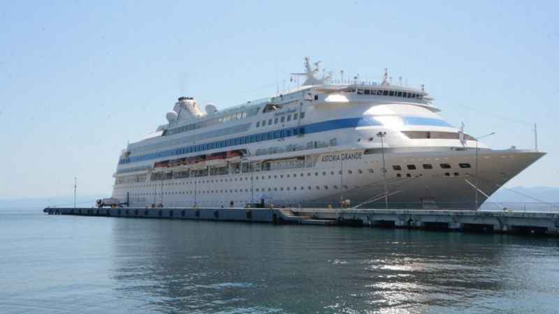 Kruvaziyer gemisi Sinop'a geldi