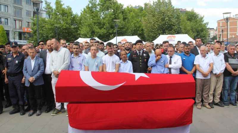 Kazada ölen uzman çavuş askeri törenle son yolculuğuna uğurlandı
