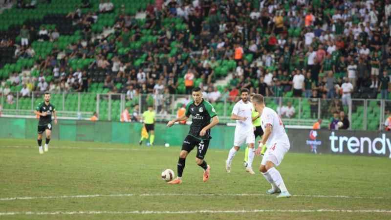 Trendyol 1. Lig Sakaryaspor: 1 - Ümraniyespor: 1
