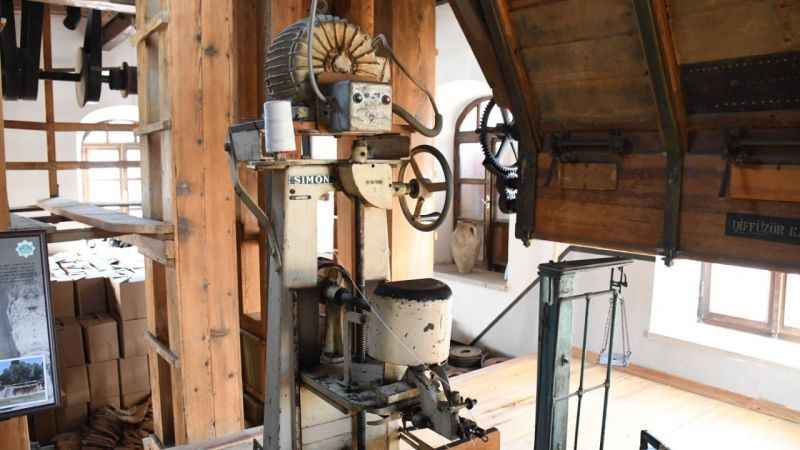 100 yıldır çalışan tek fabrika: Azmi Milli