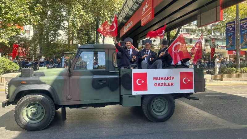 Başkentte 30 Ağustos Zafer Bayramı yürüyüşü