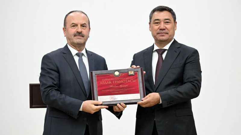 Kırgızistan’da Türk doktorlardan ilk böbrek nakli ameliyatı