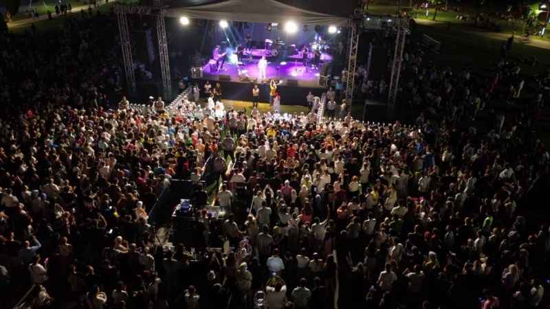 Kocaeliler Fettah Can’ın şarklılarıyla coştu