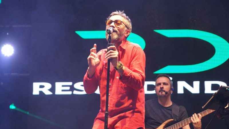 Zafer gecesinde Resul Dindar söyledi, Kastamonulular coştu