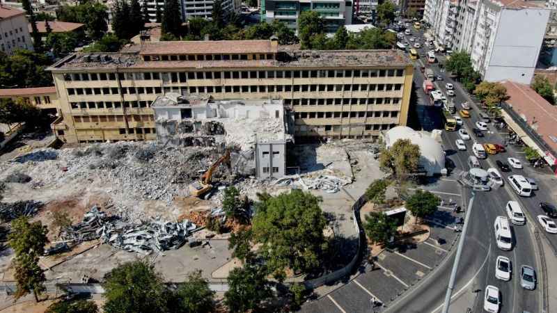 Gaziantep, 71 yıllık hastanesine veda ediyor