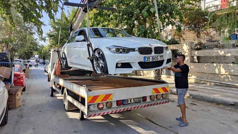 Kuşadası’nda drift yapan alkollü sürücüye 26 bin lira ceza