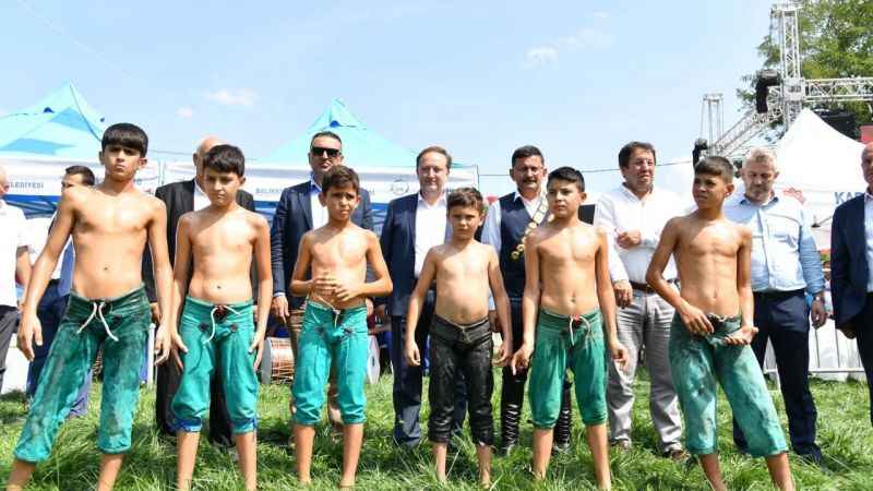 63. Geleneksel Kurtdereli Güreşleri başladı