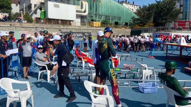 Dünya itfaiyecileri yangına değil, madalyaya koştu