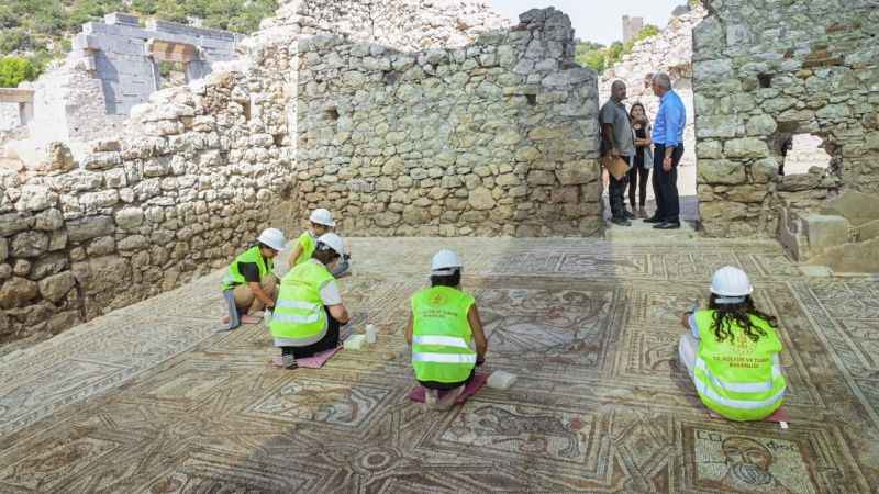 Olimpos’taki tarihi kent gün yüzüne çıkıyor