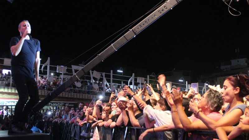 Bağda çalışıp üzüm için koştular