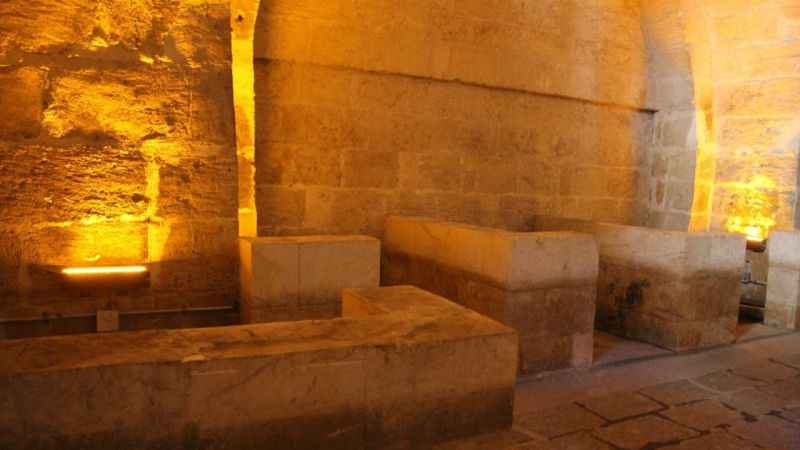 800 yıllık tarihi kastellere turistlerden yoğun ilgi