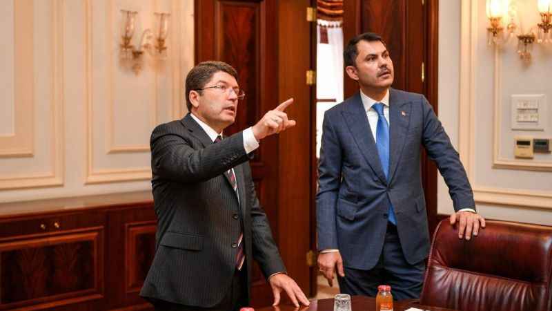 TBMM Çevre Komisyonu Başkanı Kurum'dan Bakan Tunç'a ziyaret