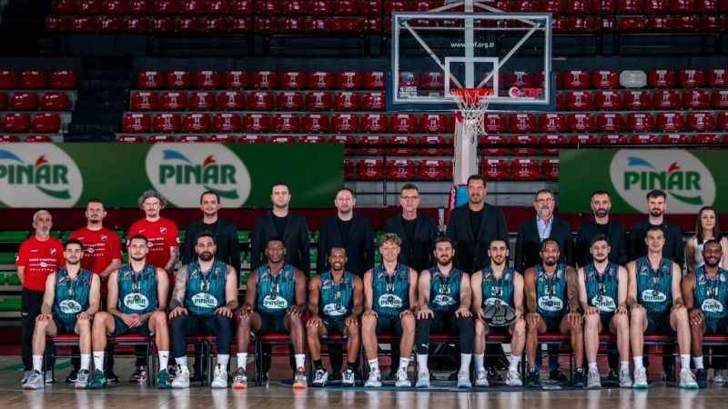 P. Karşıyaka, transferde atağa kalktı