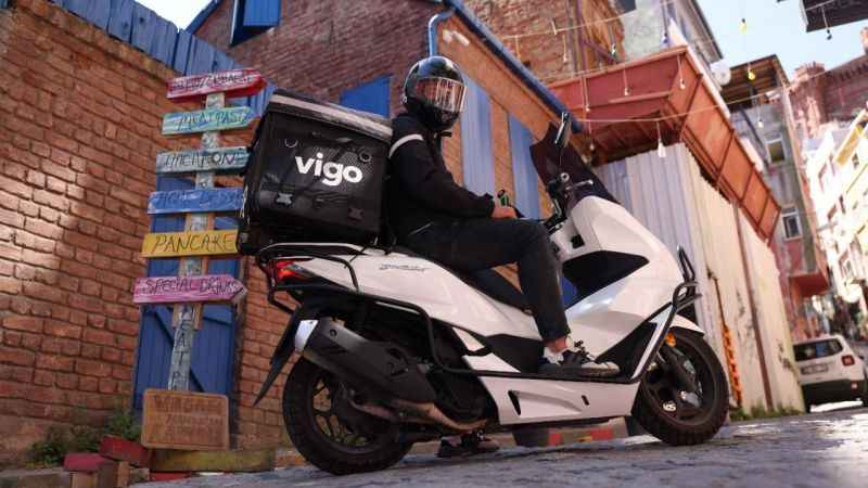 “Moto kuryelerin aylık ortalama brüt kazancı 70 bin lirayı buluyor”