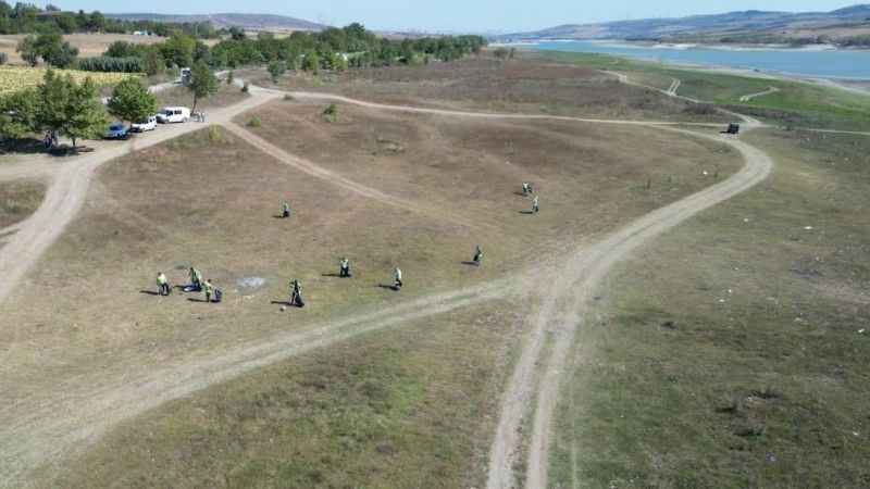 İstanbul’daki baraj havzalarından haftada 100 ton çöp toplanıyor