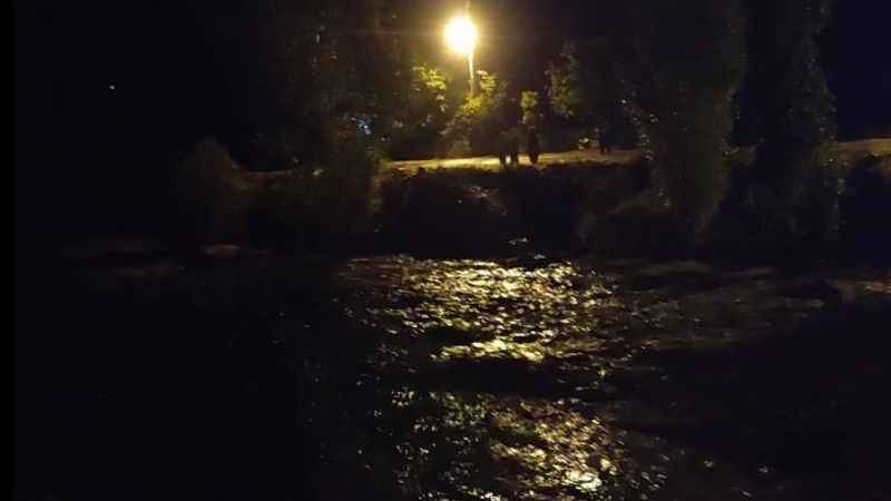 Erzurum Uzundere’de sağanak yağış korkuttu