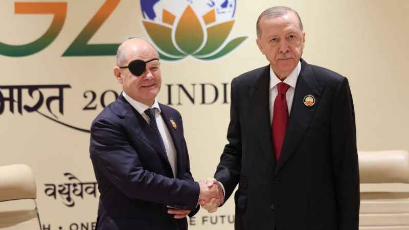 Cumhurbaşkanı Erdoğan, Almanya Başbakanı Scholz’u kabul etti