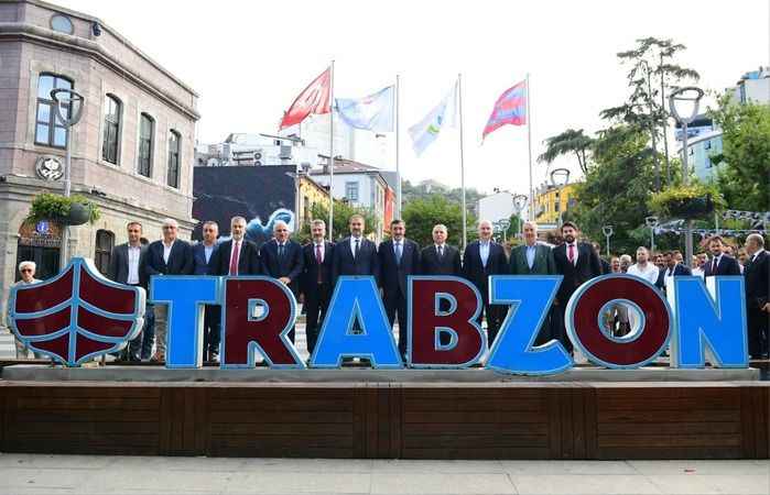 Cumhurbaşkanı Yardımcısı Cevdet Yılmaz Trabzon'da