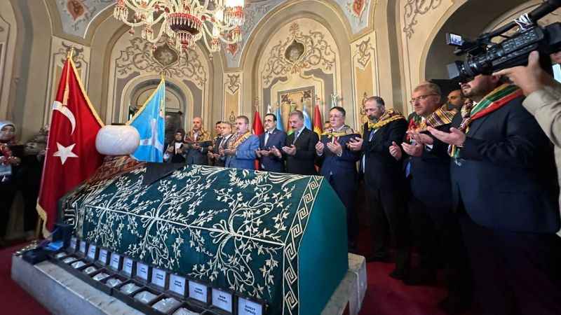  TBMM Başkanı Kurtulmuş, Ertuğrul Gazi Türbesi'nde dua etti