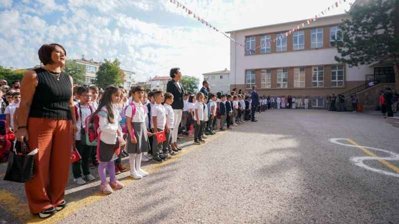 Okula gelen veliler ile ziyaretçilerin kayıtları tutulacak