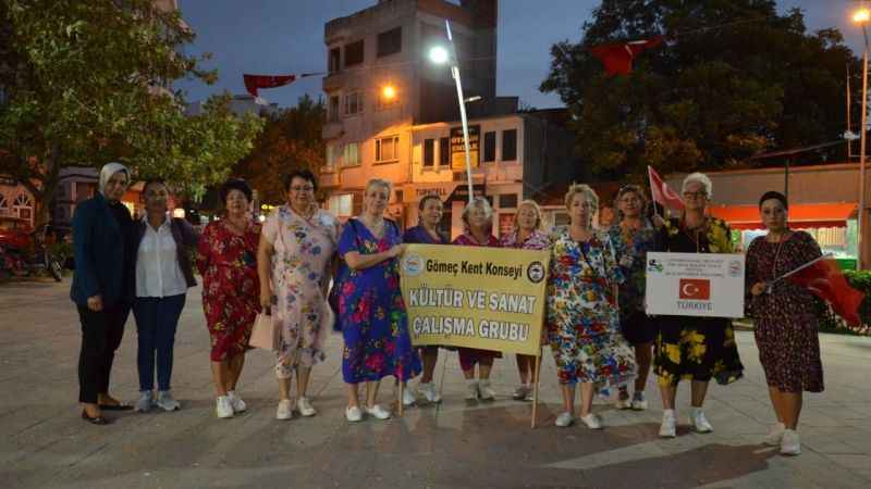 Gömeç’te uluslararası halk oyunları coşkusu