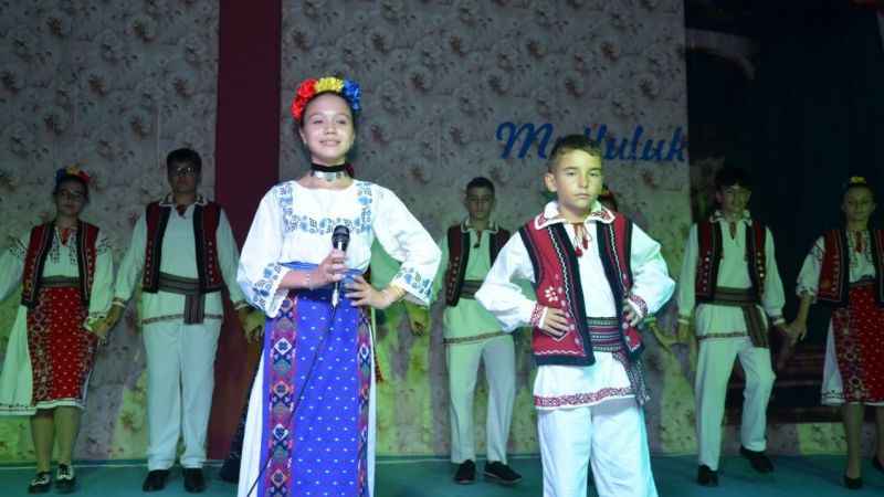 Gömeç’te uluslararası halk oyunları coşkusu