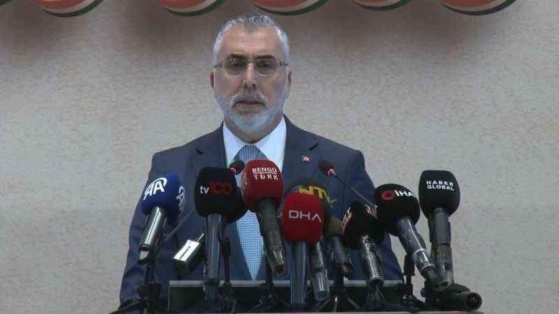 Bakan Işıkhan: “Aktarlık ve Çiçekçilik mesleklerinde çalışma şartlarını iyileştirmeyi hedeflemekteyiz”