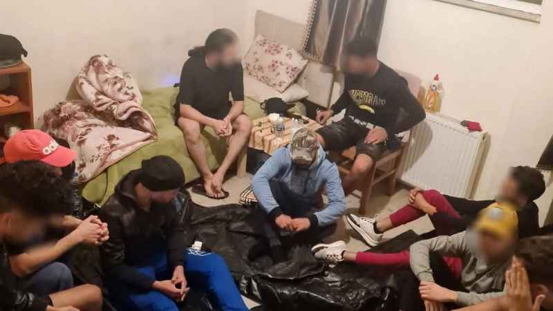 İstanbul’da 18 düzensiz göçmen yakalandı