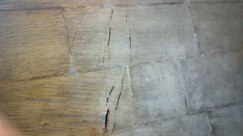 Mardin'de bin yıllık medresede deprem çatlakları