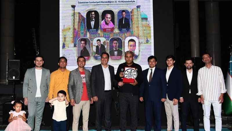 Fetih Müzesi’nde Özbek gecesi