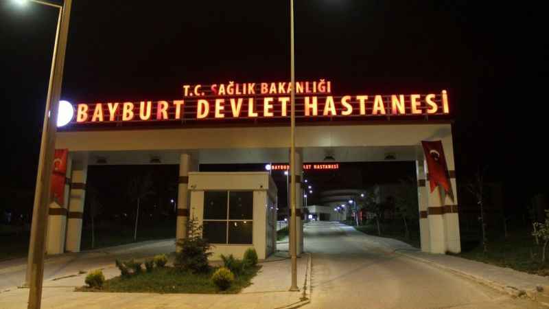 Bayburt'ta 60 öğrenci lahmacundan zehirlendi
