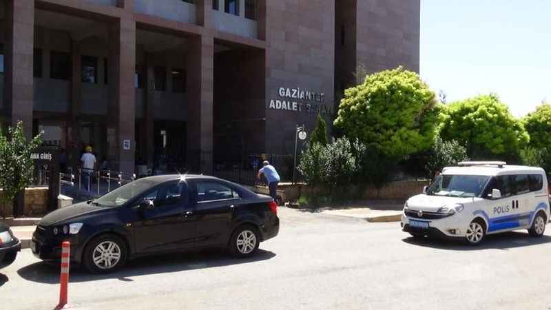 Gaziantep'teki FETÖ davasında 4 sanığa 1 yıl 13 ay hapis