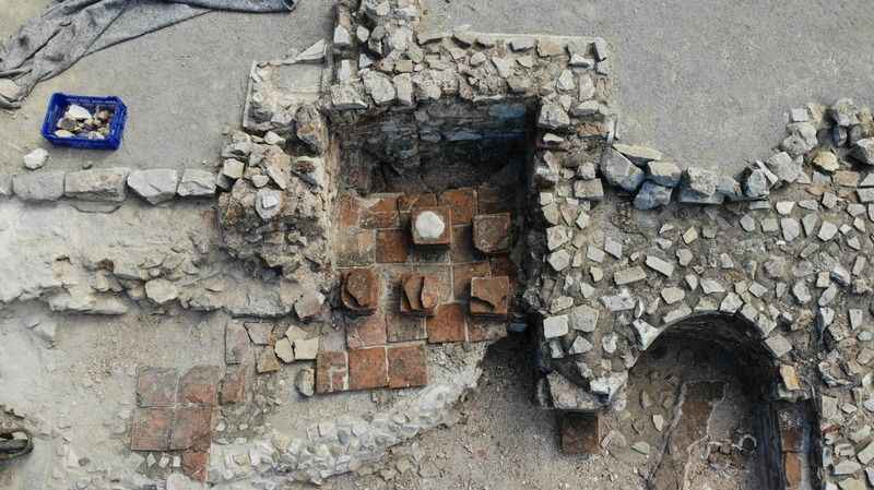 1950 yıllık Roma Hamamındaki terleme odası restore edildi