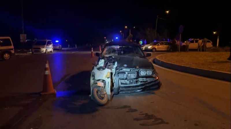 Burdur’da elektrikli bisiklet arabaya ok gibi saplandı: Mehmet Özkü hayatını kaybetti