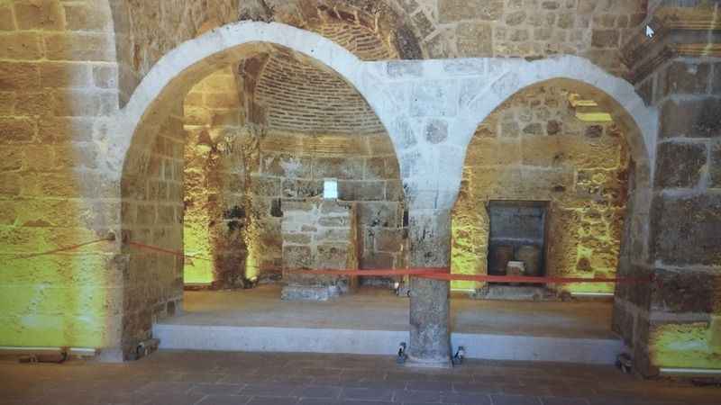 İki dini yüzyıllardır aynı avluda buluşturan tarih